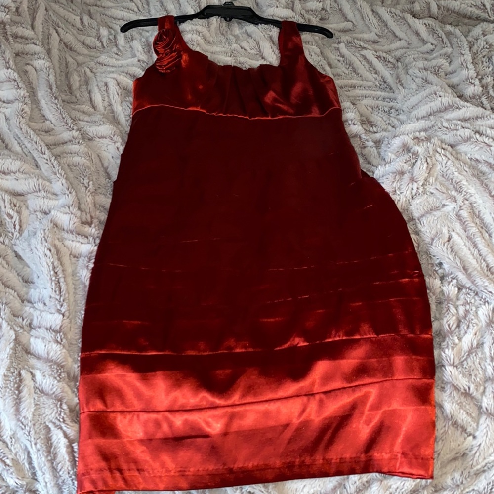 Corey P. Sleeveless Formal Dress